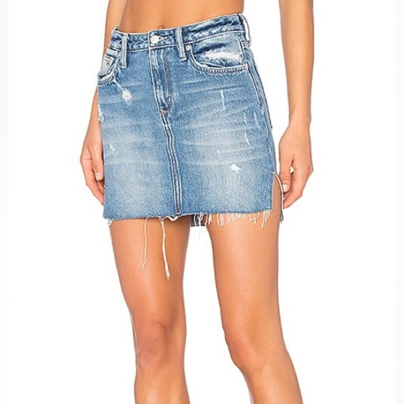 NWT Lovers + Friends Elijah Denim Mini Skirt in Baxter - Picture 2 of 6